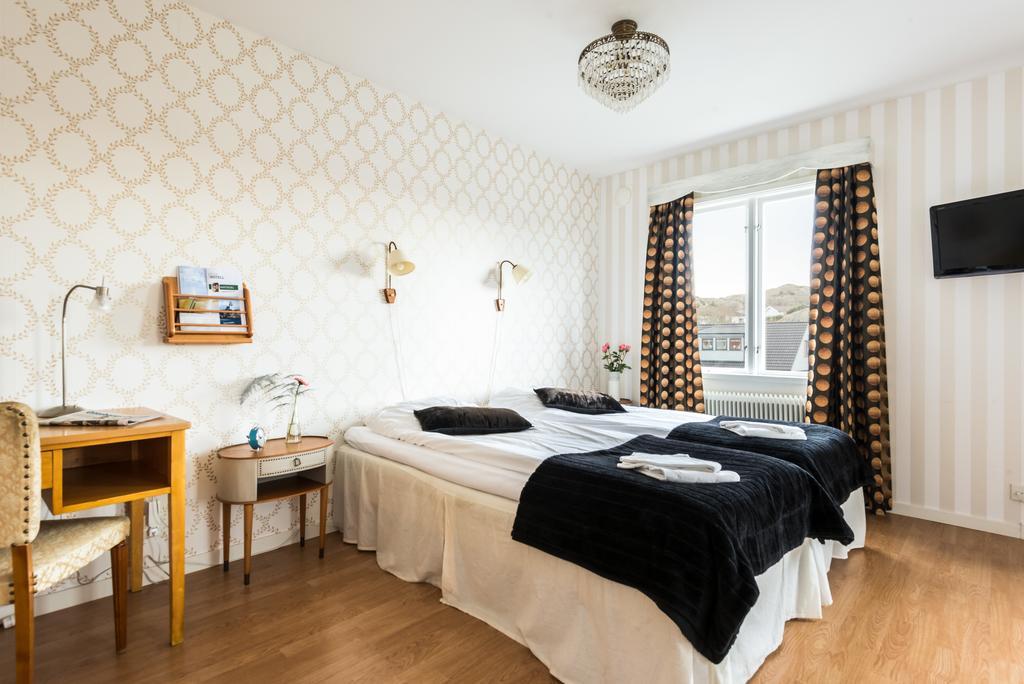 Hotell Nordevik คาร์แฮมน์ ภายนอก รูปภาพ